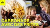 Carbonade avec des frites fraiches et une salade de chicons